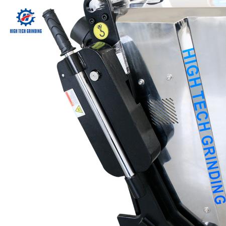 Efficient floor grinding machine