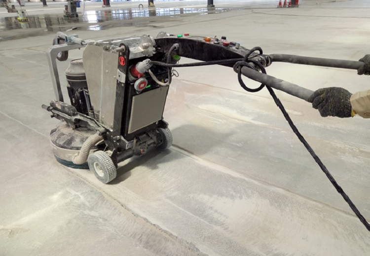 Winding method of the electric wire during construction of concrete floor grinder